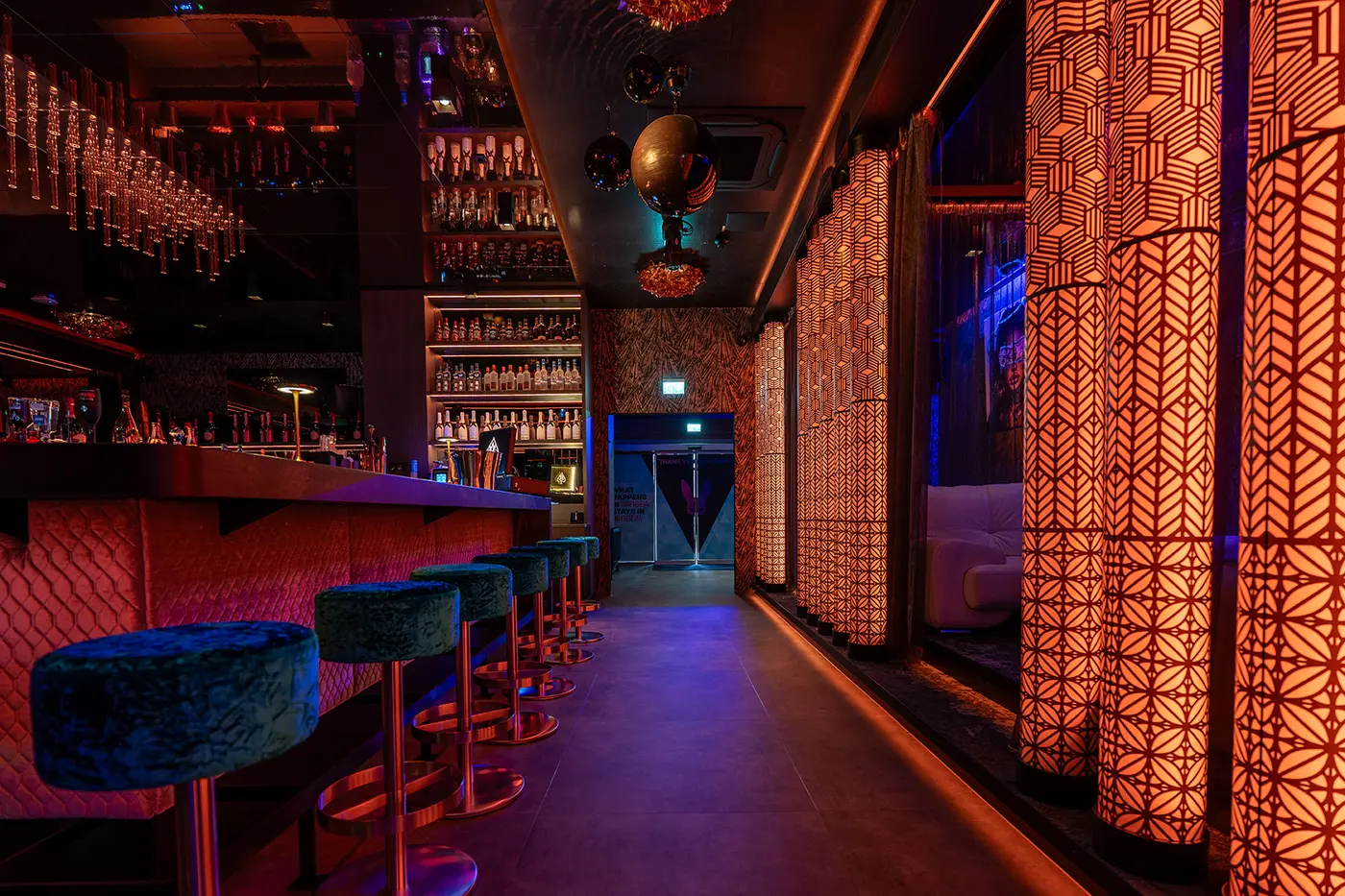 Afterparty Wien – Eingangsbereich mit Bar im Pangea