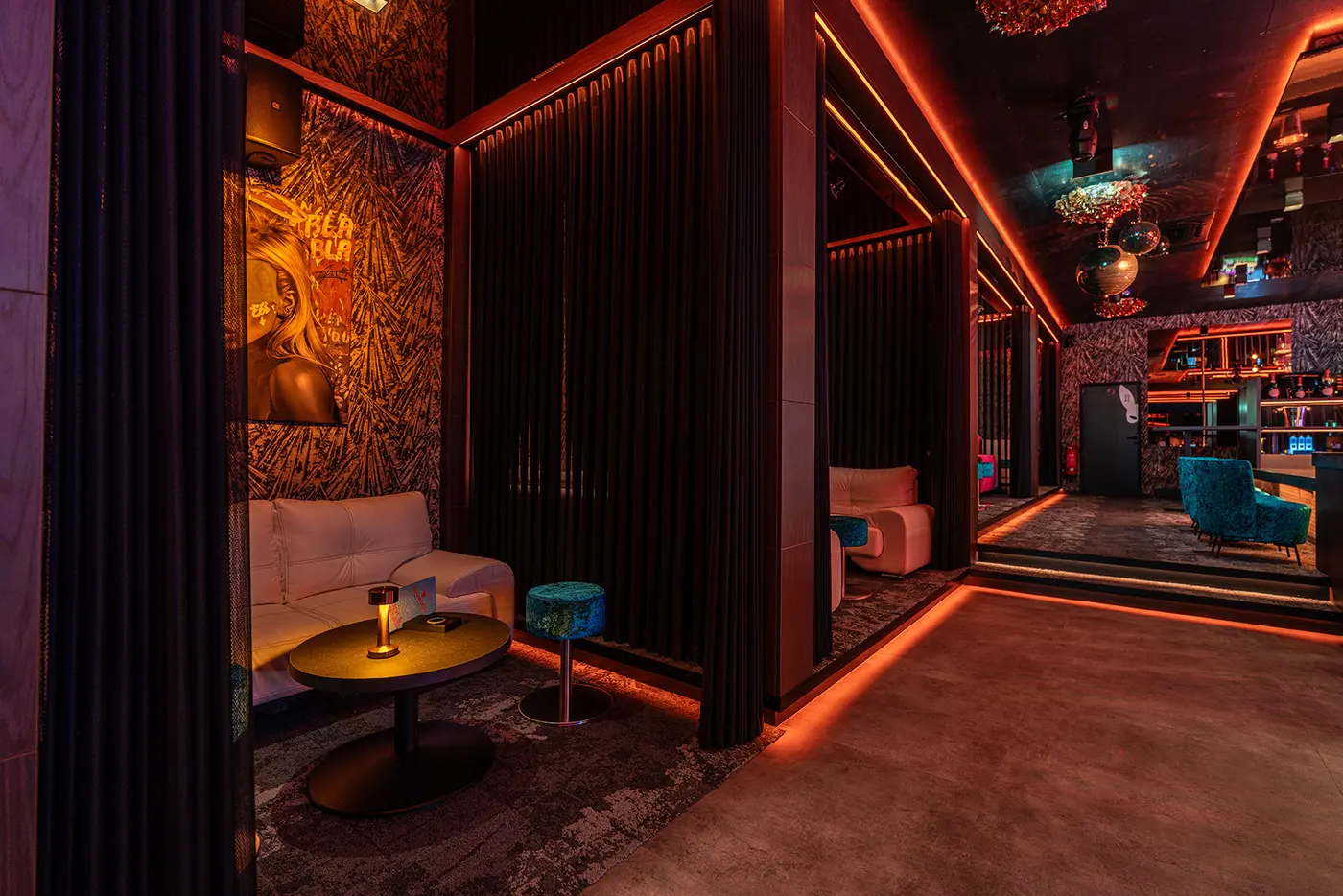 Bordell Wien – privates Separee mit Lounge im Pangea